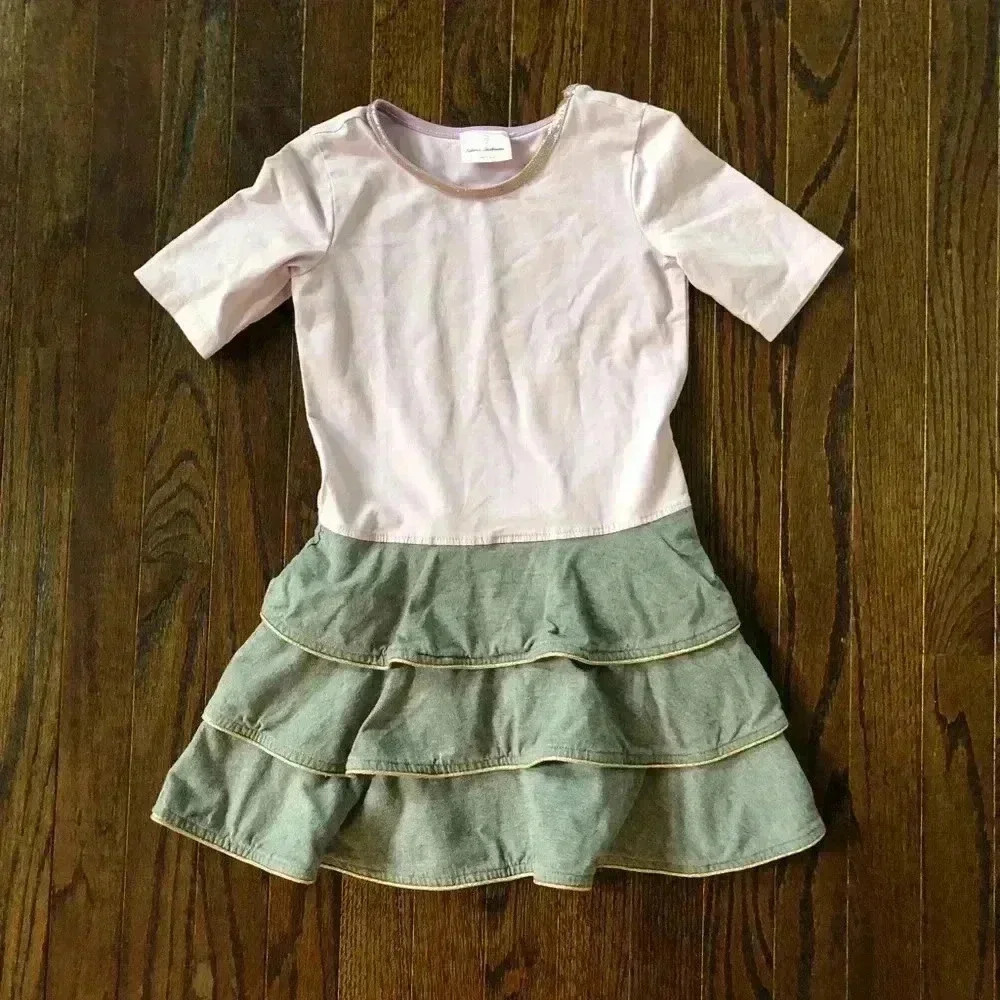 Hanna Andersson Girls 6-7 (120cm) Lavender Dress w/Gray Tiered Ruffled Skirt